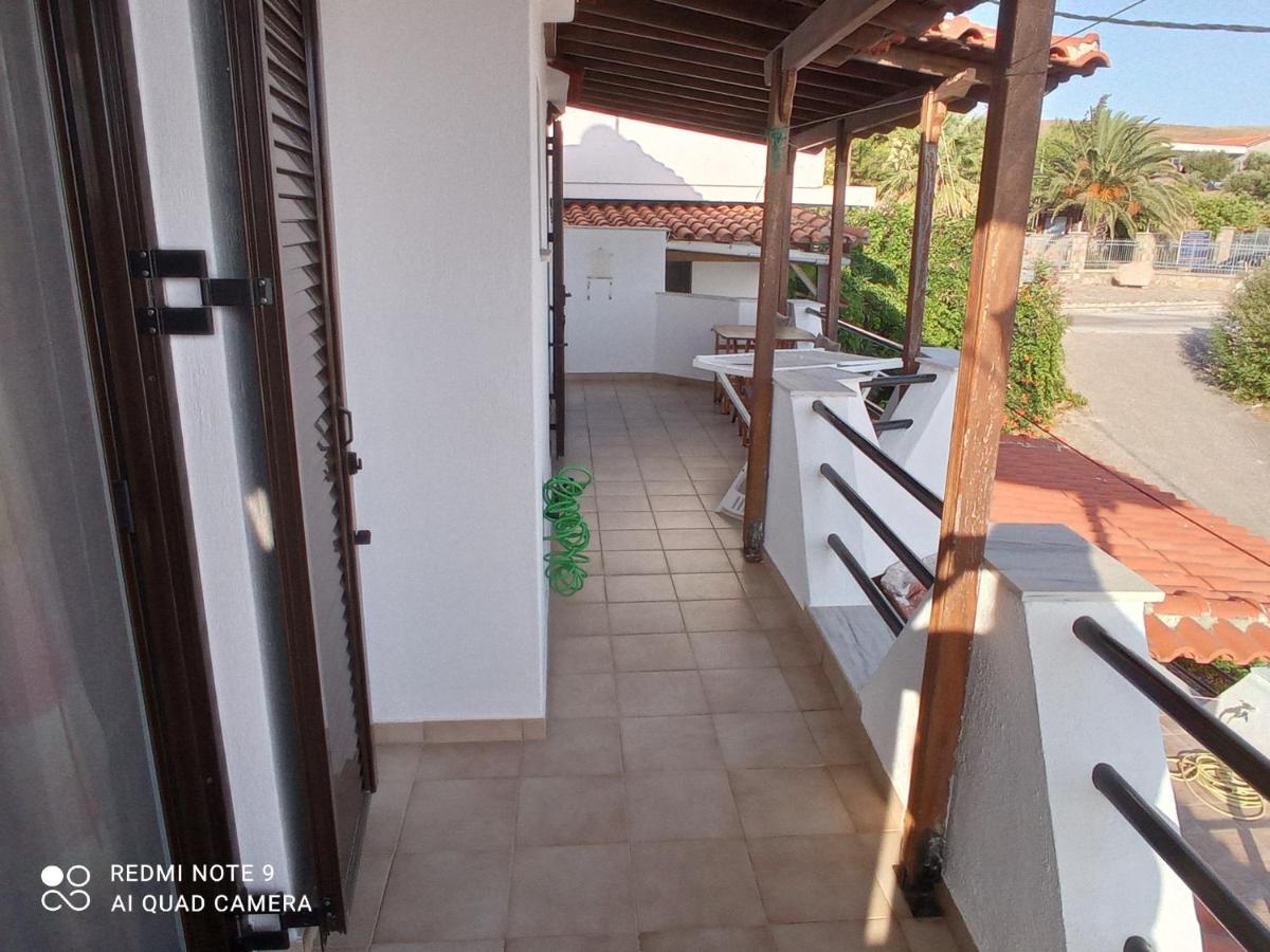 Sigri'S Beauty Apartment Sigrion Bagian luar foto